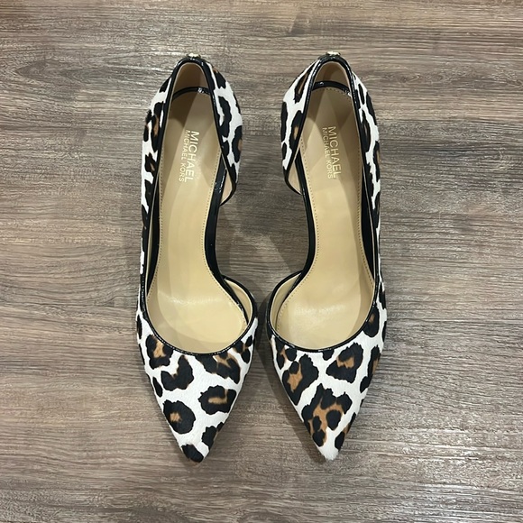 Michael Kors Leopard Pump Heels - Picture 1 of 5